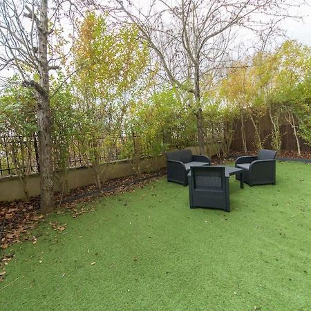 Suite Moderne Familiale 8 Pers - Disney 10M - 2 Sdb Bussy-Saint-Georges Exterior photo