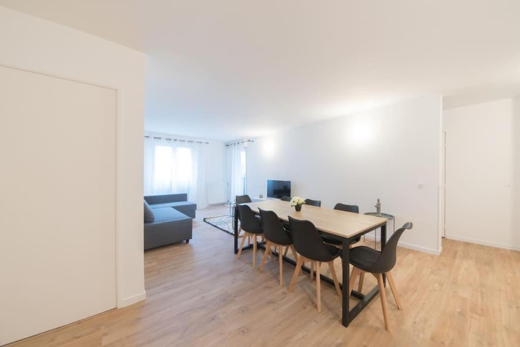 Suite Moderne Familiale 8 Pers - Disney 10M - 2 Sdb Bussy-Saint-Georges Exterior photo