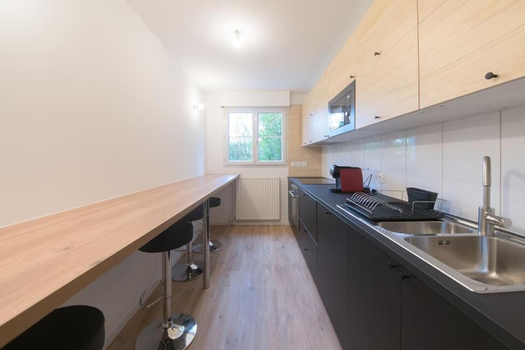 Suite Moderne Familiale 8 Pers - Disney 10M - 2 Sdb Bussy-Saint-Georges Exterior photo